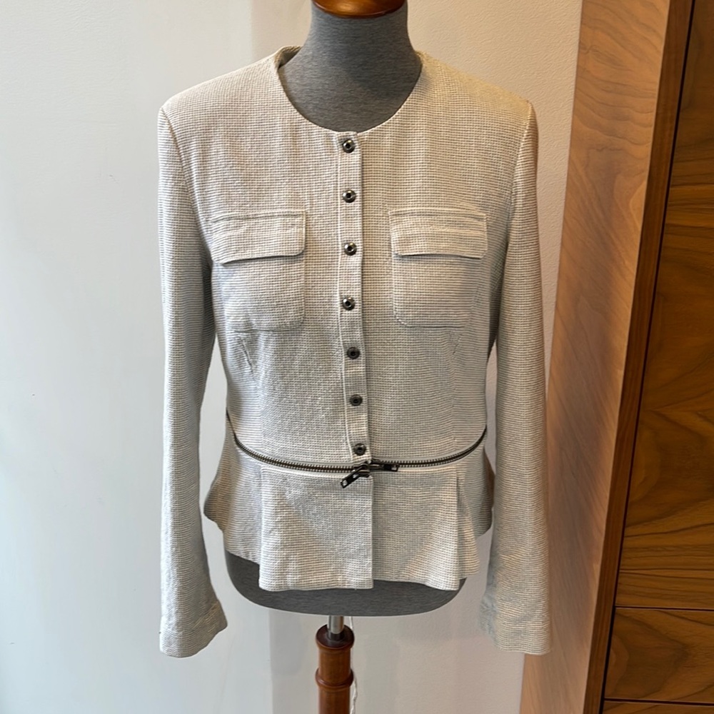 Cabi (LOVE Carol collection) Zipline Jacket size 8